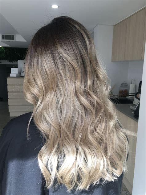 (164) 269. . Brown blonde ombre